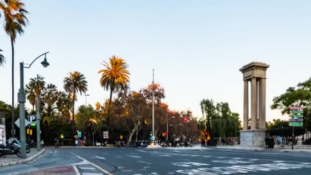 Avenida de Manuel Agustin Herediain Malaga. Malaga özerk topluluk Andalusia, İspanya iline bağlı bölge. Avrupa'nın en büyük şehir, Akdeniz'in Costa del Sol üzerinde yatıyor — Stok video