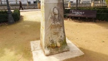 Anıt, Francisco De Paula Valladar ve Serrano, gazeteci, chronist City, sadakat, işbirlikçi Defensor Granada, İspanya (1852-1924) genel yayın yönetmeni. Alley de la Bomba Granada şehrinde.