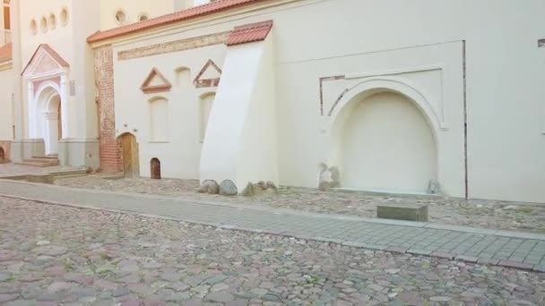 Kaunas priester seminarie is grootste seminarie in Litouwen serveert rooms-katholieke Aartsbisdom van Kaunas. Het is onderdeel van de Faculteit Theologie van Vytautas Magnus Universiteit. — Stockvideo