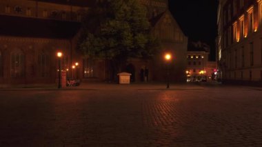 Evangelist Lutheran Katedrali, Riga, Letonya Riga Katedrali (Rigas Doms) olduğunu. Tüm şehrin antik kiliseler gibi bu onun fırıldak için bilinmektedir. Kilise yaygın Dome Cathedral denir.
