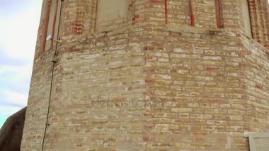 Torre del Oro (altın kule) Seville, Endülüs, İspanya dodecagonal askeri gözetleme kulesi var. Seville Guadalquivir Nehri üzerinden erişimi denetlemek için Muvahhidler Hilafet tarafından dikildi.