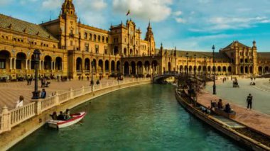 Timelapse: İspanya Meydanı plaza Maria Luisa Park, Sevilla, Endülüs, İspanya, 1928'de Latin-Amerikan Fuarı için inşa var. Rönesans ve Mağribi Revival stilleri İspanyol mimarisinin olduğunu.