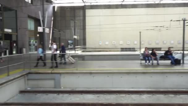 BRAGA, PORTUGAL - 13 DE ABRIL 217: Estación ferroviaria en Braga, Portugal . — Vídeos de Stock