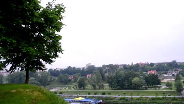 Starý hrad Hrodna vznikla v 11. století jako sídlo dynastie černých rusínské vládců, potomky mladší syn Jaroslav moudrý Kyjev. — Stock video