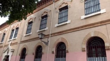 Plaza de las Mercedarias Seville, Endülüs, İspanya Kasko Antiguo İlçesi'nde yer alır. Sokaklar Conde de Ybarra, harçlar ve Garci Perez üzerinde yakınsama.