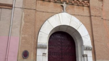 Plaza de las Mercedarias Seville, Endülüs, İspanya Kasko Antiguo İlçesi'nde yer alır. Sokaklar Conde de Ybarra, harçlar ve Garci Perez üzerinde yakınsama.