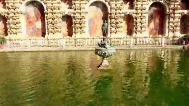 Alcazar bahçeleri. Kraliyet sarayıdır orijinal Endülüs Müslüman kralları tarafından Gelişmiş Seville, Endülüs, İspanya, Alcazar Seville.