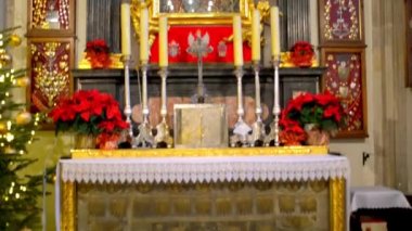 Krakow, Polonya - 9 Ocak 2016: Kilise Our Lady kabul cennet (Saint Mary Kilisesi) tuğla Gotik Kilisesi Main Market Square, Krakow, Polonya için bitişik olduğunu.