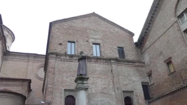 Ferrara, İtalya: Kilisesi, Aziz Benedict doğum Via Porta Po. — Stok video
