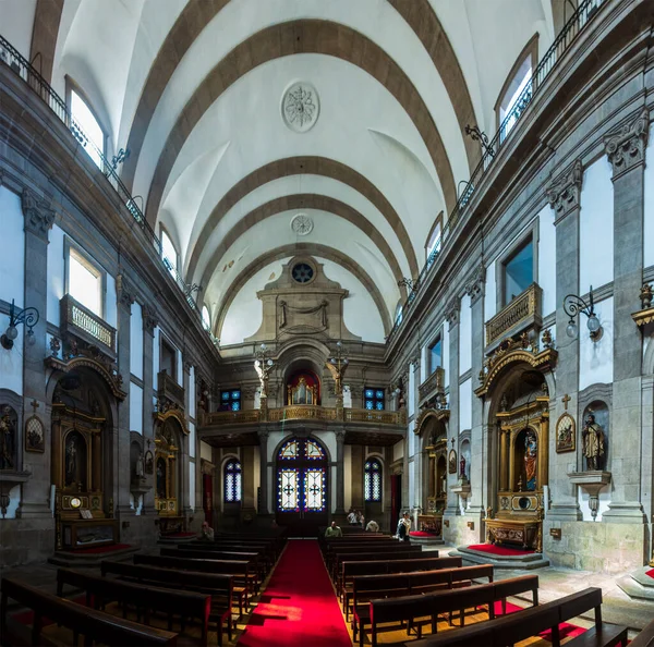 Porto Portugal Abril 2017 Iglesia Trinidad Iglesia Oporto Portugal Situado —  Fotos de Stock