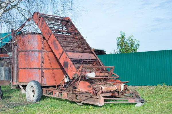 Mechanické seno zavaděč — Stock fotografie