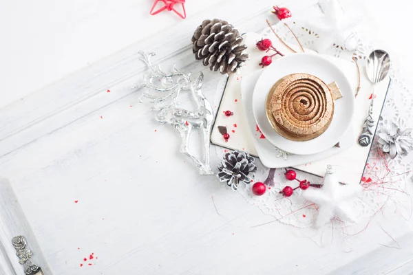 Cupcake com creme marrom branco — Fotografia de Stock