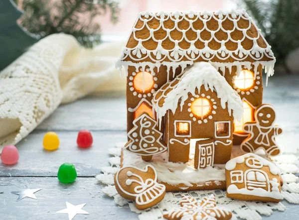 Hermoso Fondo Con Casa Jengibre Comida Moderna Bodegón Tarjeta Vacaciones — Foto de Stock