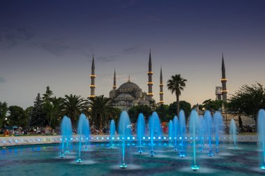 Sultan Ahmet Camii günbatımı üzerinde