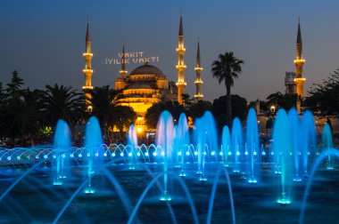 Sultan Ahmet Camii günbatımı üzerinde