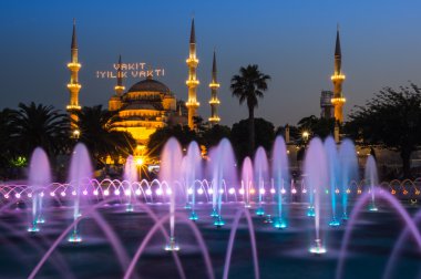 Sultan Ahmet Camii günbatımı üzerinde