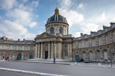 Fransız Enstitüsü, Paris, Fransa