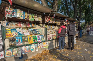 Paris kitap çarşı