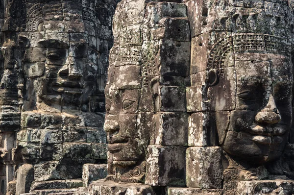 Buddha ansikten av Bayon templet — Stockfoto