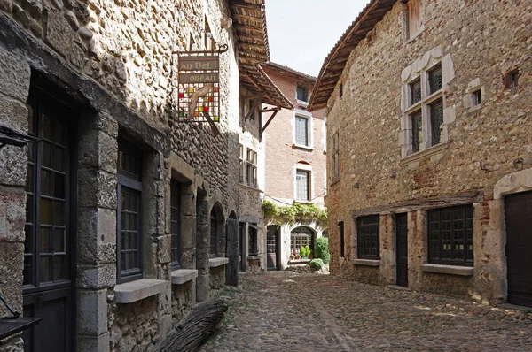 Średniowieczne miasto Perouges — Zdjęcie stockowe