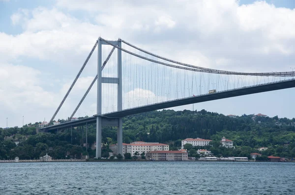 Puente del Bósforo en Estambul — Foto de Stock