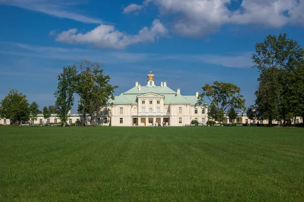 O Palácio de Oranienbaum — Fotografia de Stock