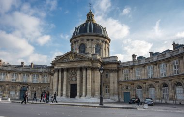Fransız Enstitüsü, Paris, Fransa