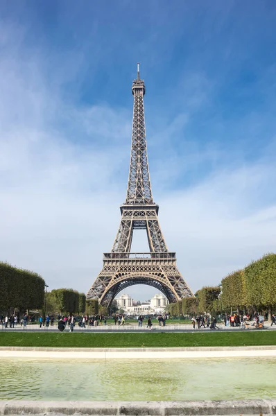 The Eiffel Tower in Paris — Stock Photo, Image