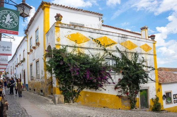 Gatan i obidos — Stockfoto