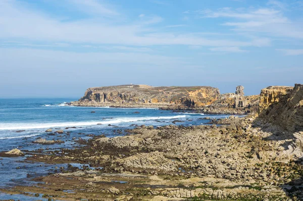 La costa del océano Atlántico — Foto de Stock