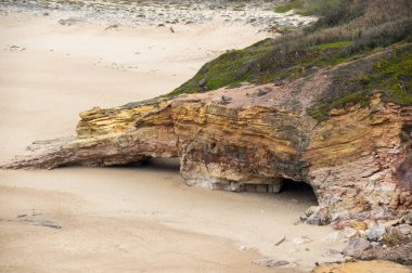 Atlantik Okyanusu kıyısında