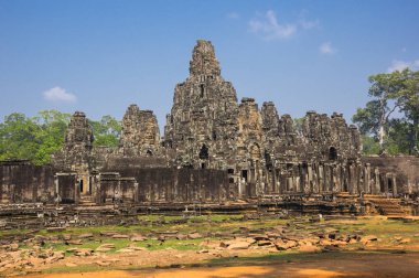 Angkor Wat karmaşık tapınakta Bayon