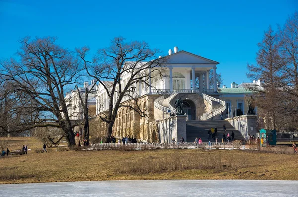 Галерея Кэмерона в Екатерининском парке — стоковое фото