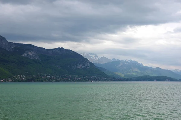 Vista del lago de Annecy — Foto de Stock