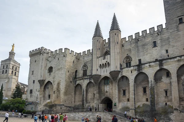 Palácové náměstí v Avignonu — Stock fotografie