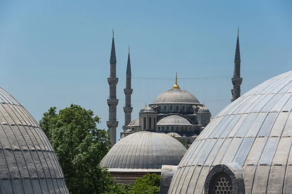 Hagia Sophia und Sultan Ahmet Moschee in Istanbul — Stockfoto
