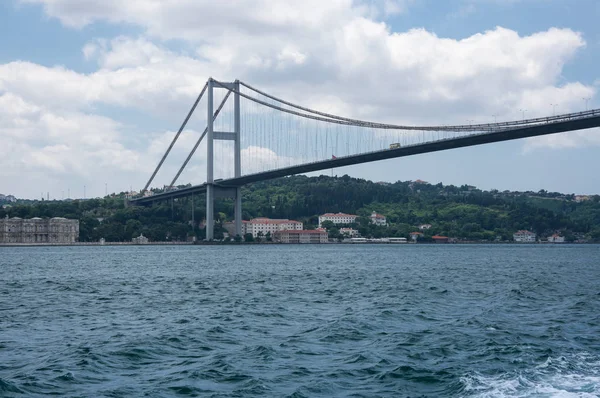 Puente del Bósforo en Estambul — Foto de Stock