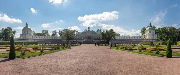 Pałac w Oranienbaum — Zdjęcie stockowe