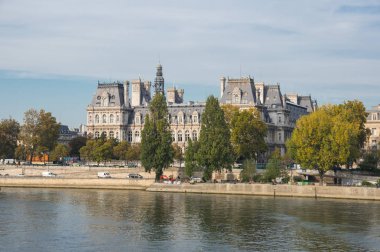 Hotel de Ville de Paris