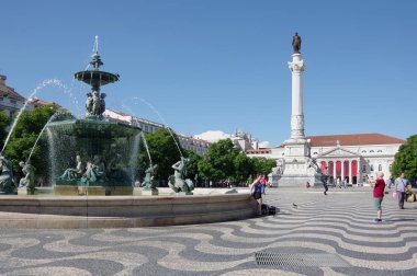 Lizbon 'daki Rossio Meydanı