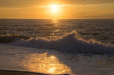 Atlantik Okyanusu kıyısında