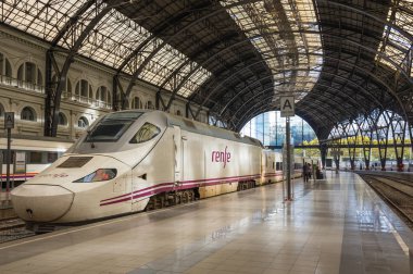 Barcelona'da Fransız demiryolu İstasyonu