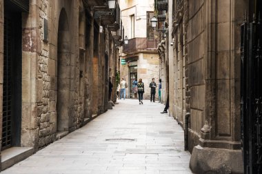 Barselona gothic Quarter dar sokak