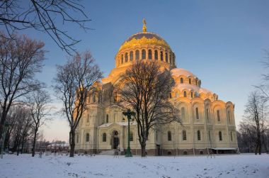 kronshtadt deniz Katedrali