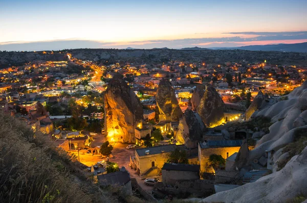 Byen Goreme ved solnedgang - Stock-foto