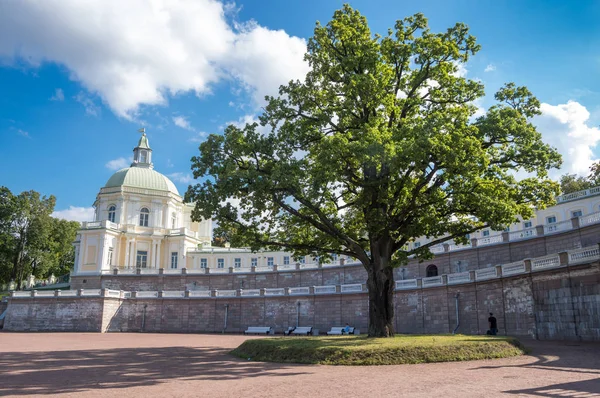 El Gran Palacio Menshikov en Oranienbaum — Foto de Stock