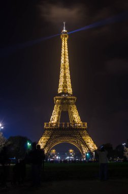 Gece Tour Eiffel