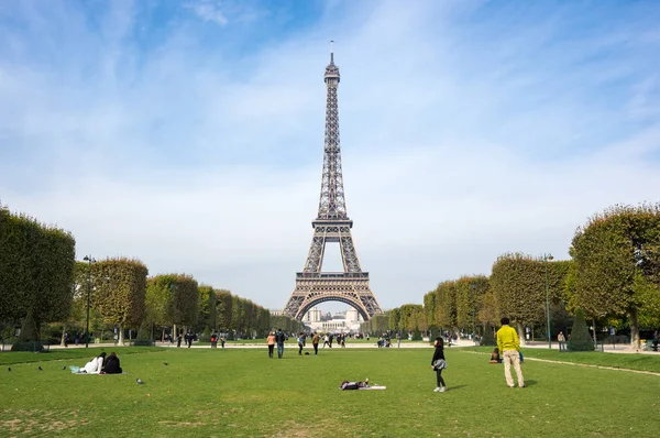 Eiffeltornet i Paris — Stockfoto