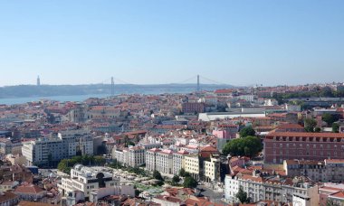 panoramik manzaralı Merkezi Lizbon