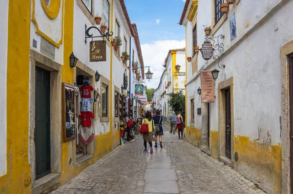 Gatan i obidos — Stockfoto